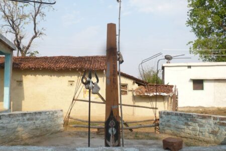 जंगलों की विरासत सहेजते आदिवासी